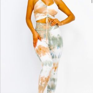 2 piece olive and cream set